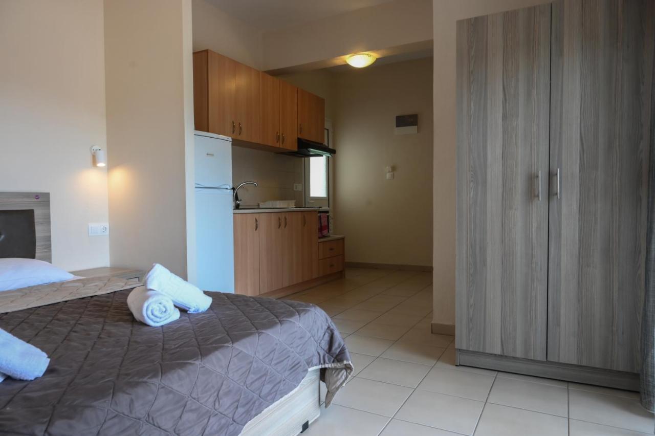 Priona Rooms Paralía Skotínis Εξωτερικό φωτογραφία