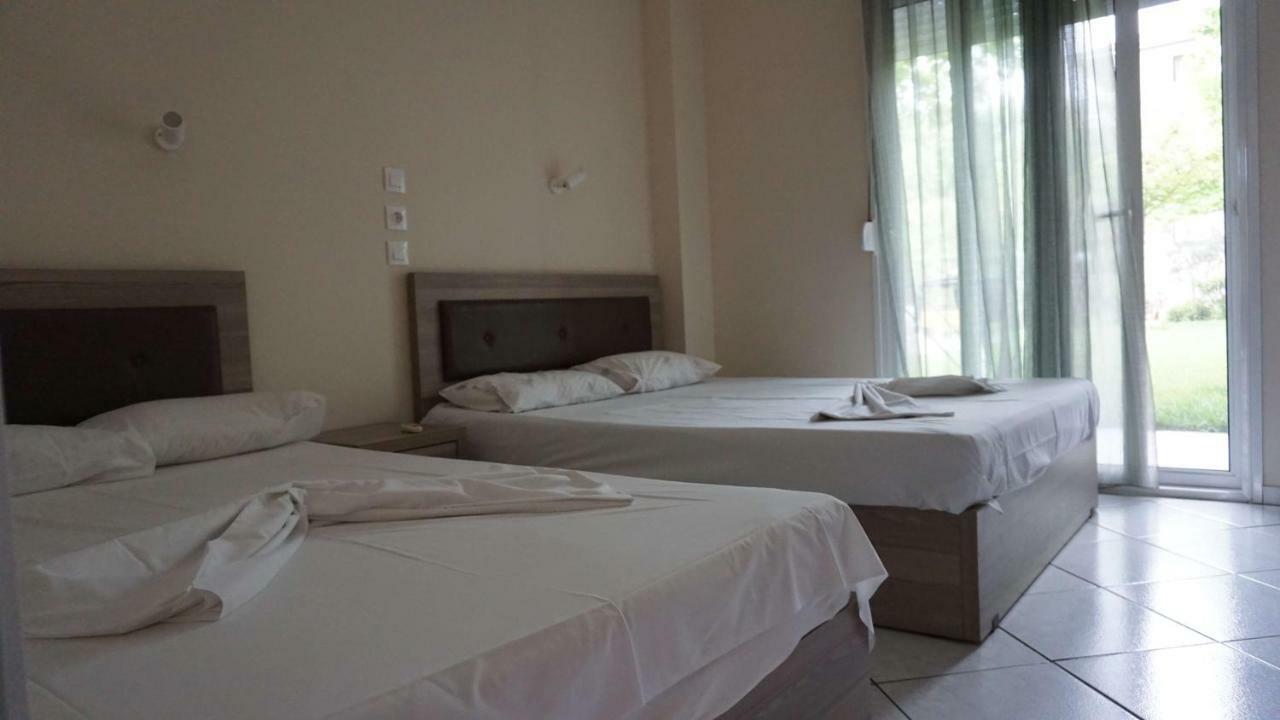 Priona Rooms Paralía Skotínis Εξωτερικό φωτογραφία