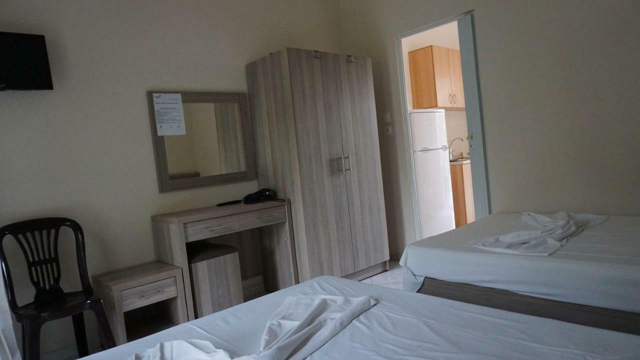 Priona Rooms Paralía Skotínis Εξωτερικό φωτογραφία